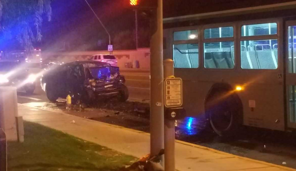 Man dies after car crashes into city bus in Mesa 
