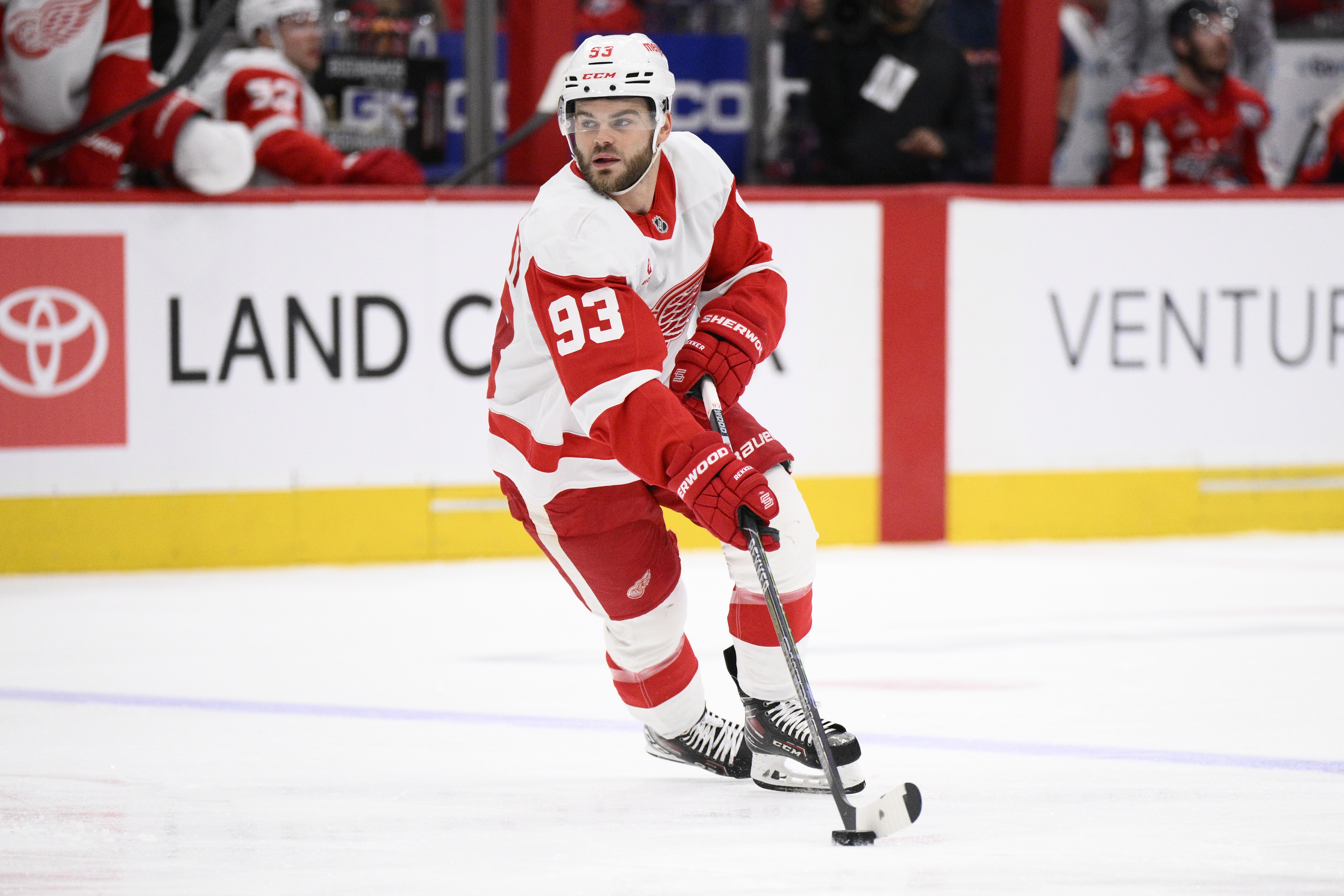 Red Wings Capitals Hockey