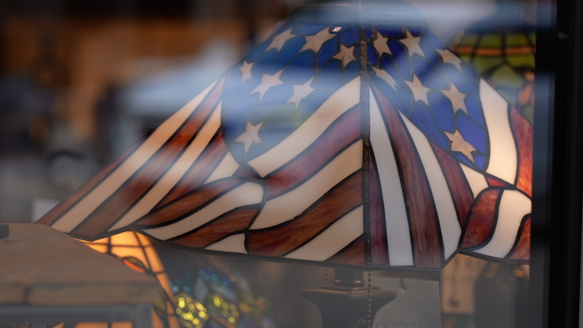 Flag Lamp
