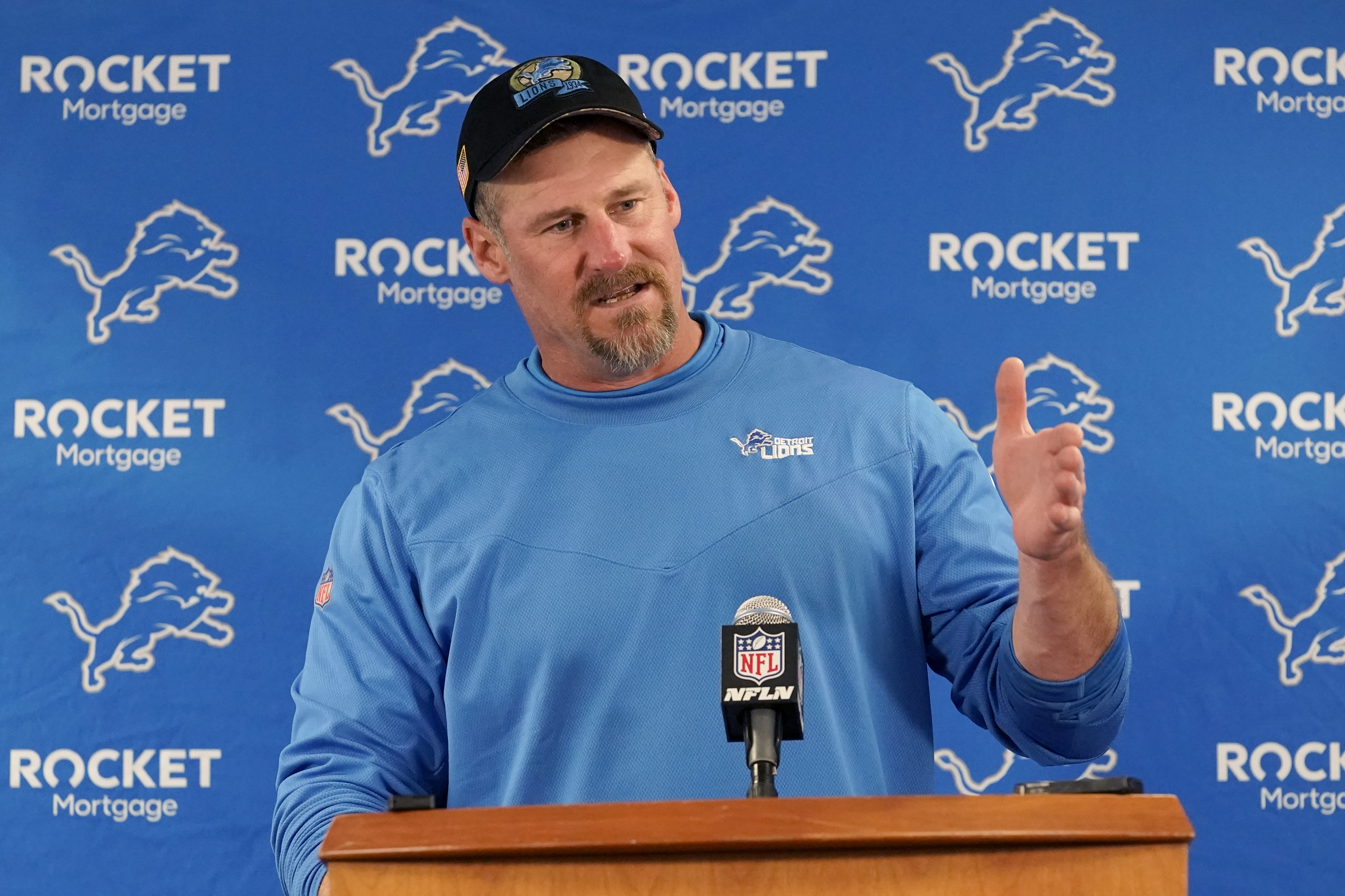Dan Campbell Lions Bears Football