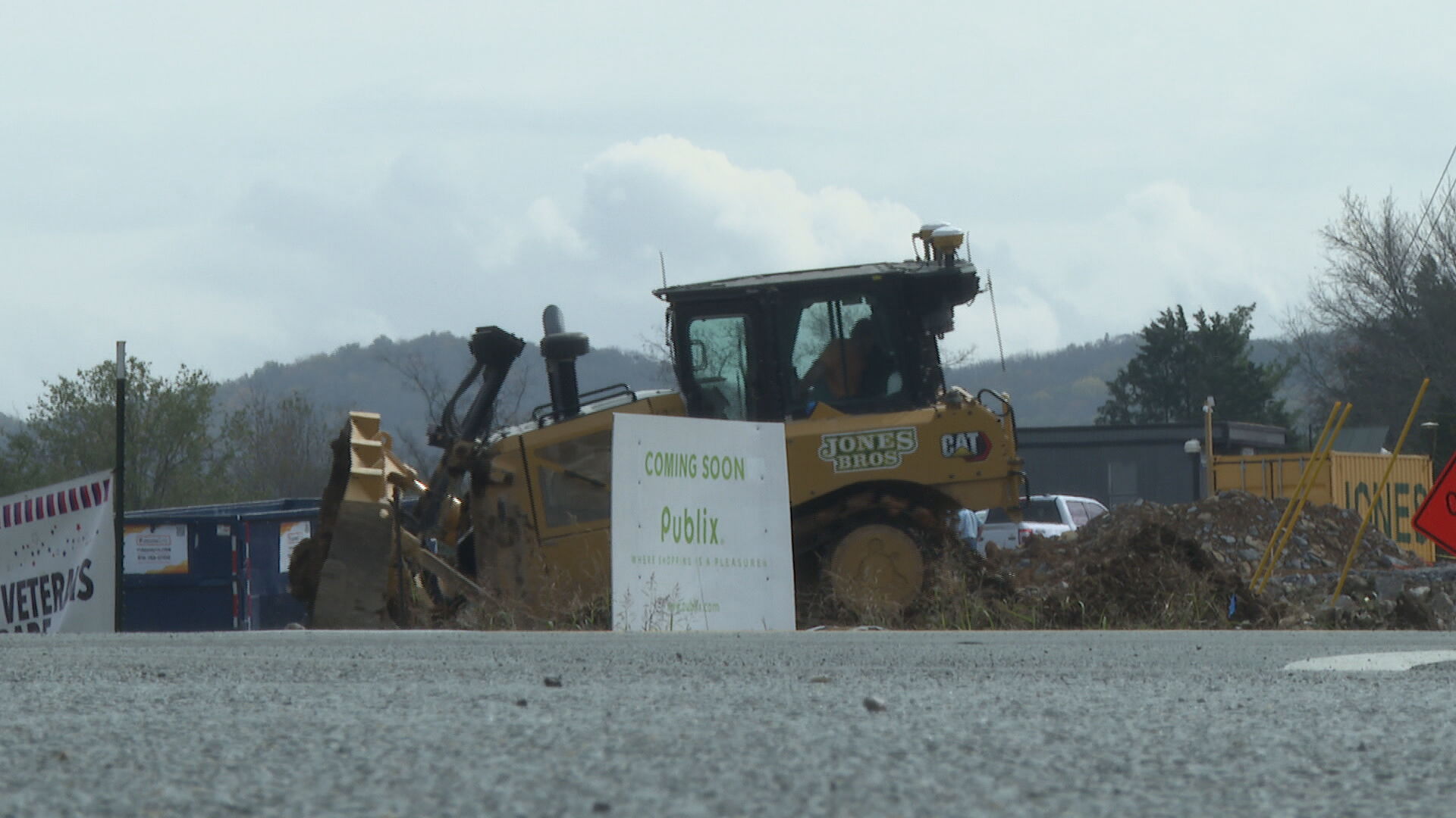 6_30p kim- nolensville wine folo pkg.transfer_frame_616.jpeg