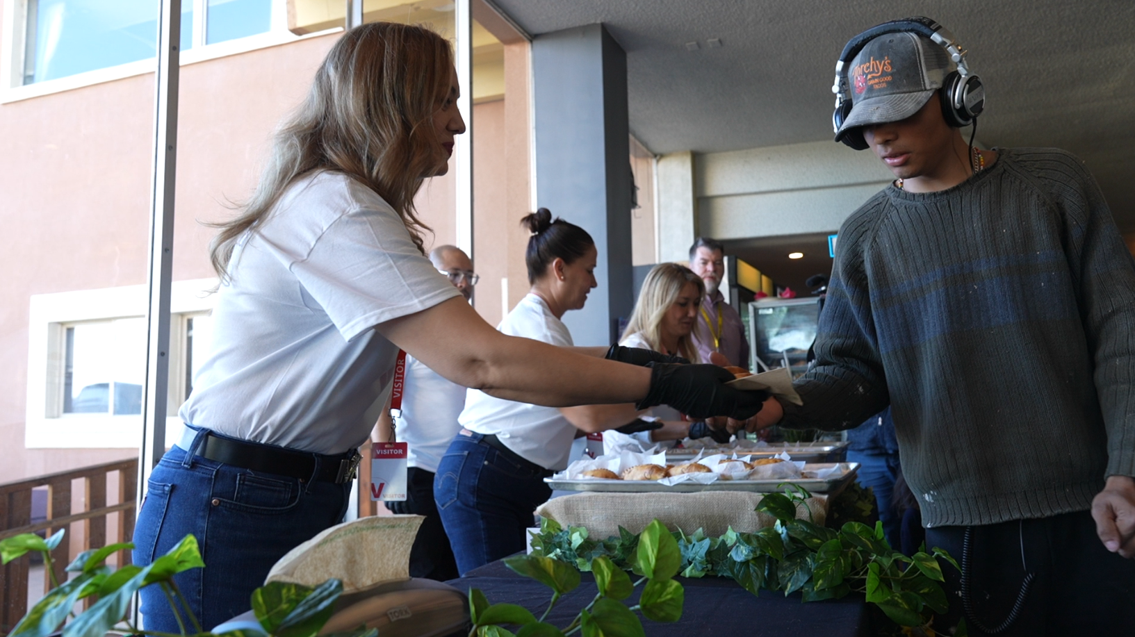 'The taste of home': Maria Empanada donates $25,000 worth of empanadas to newcomers in Denver