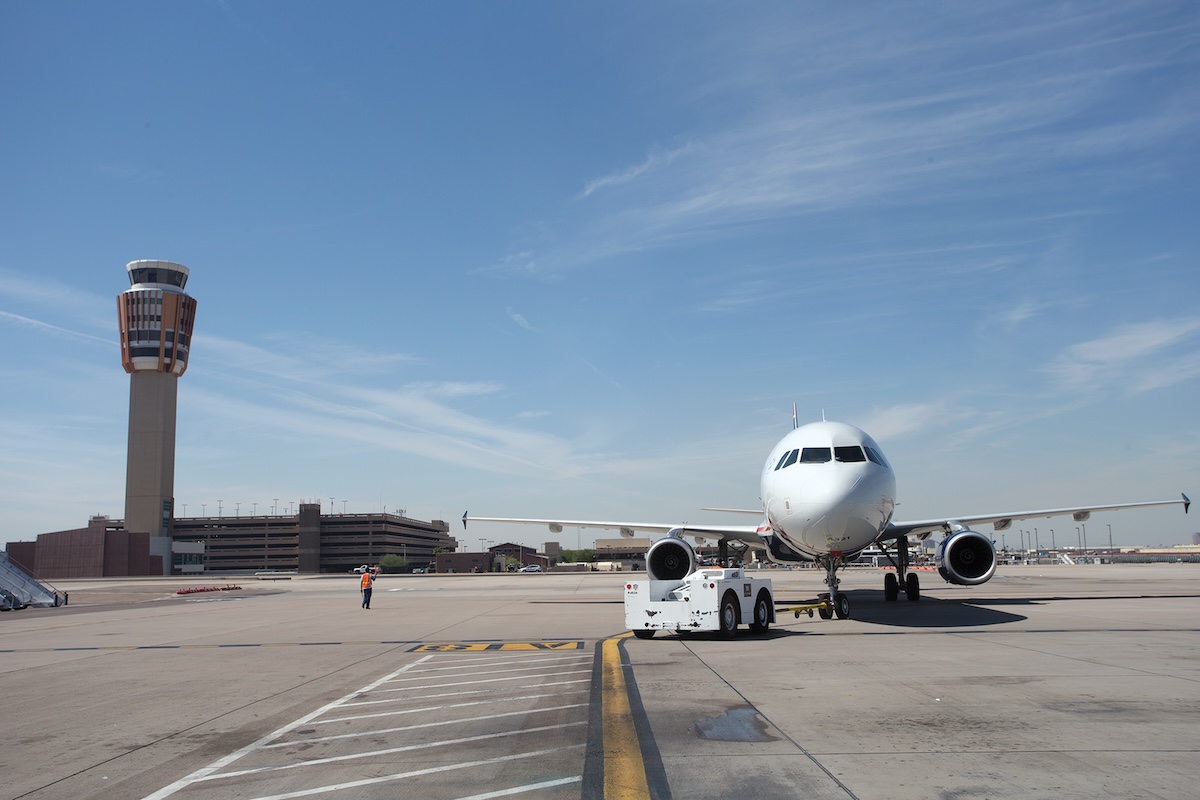 Sky Harbor plane (1).jpg