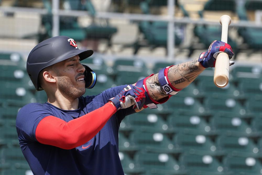Carlos Correa Twins