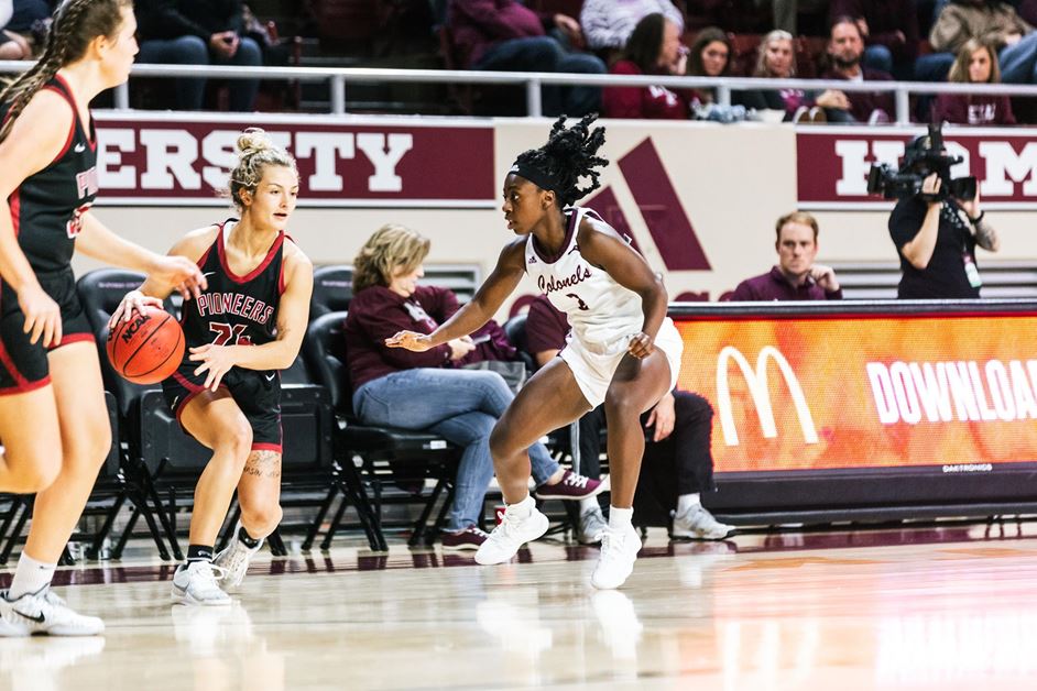 eku women's basketball.jpg