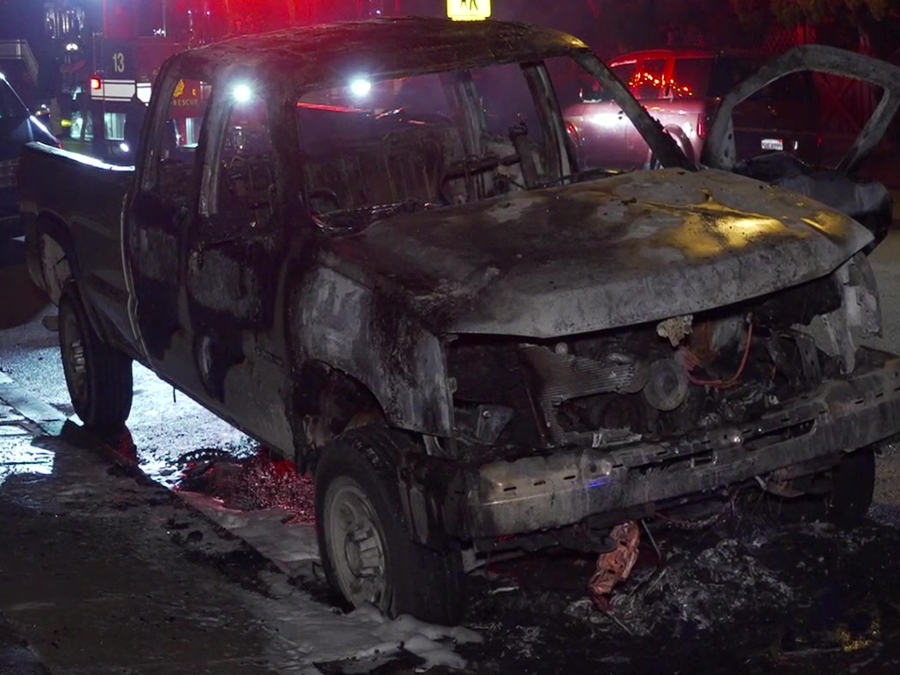 la_jolla_truck_fire_052520.jpg