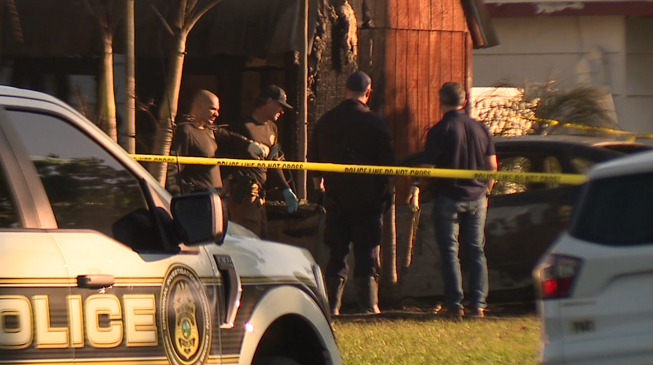 Fatal St. Petersburg house fire determined to be arson; police looking for suspects: SPPD