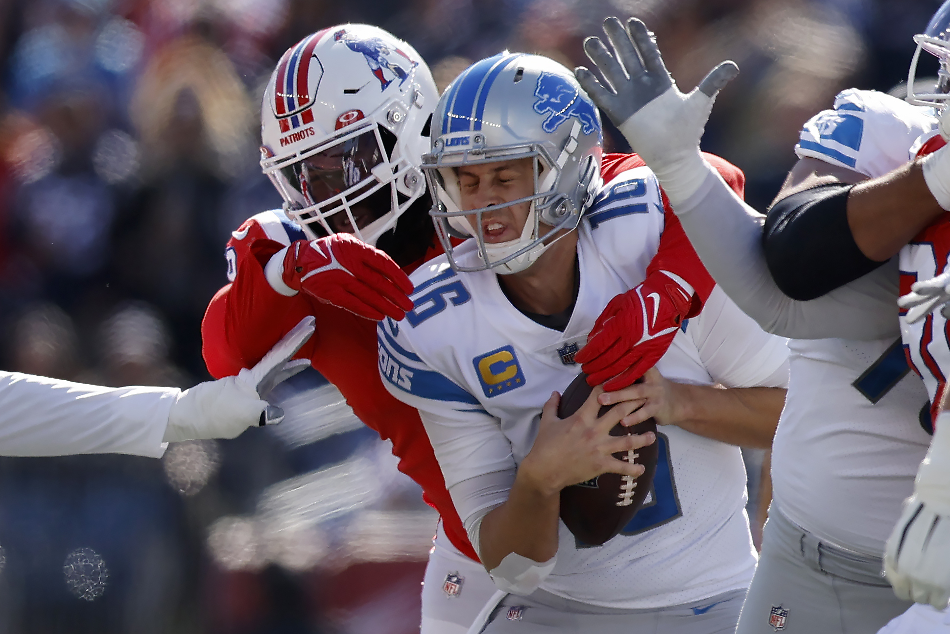 Lions Patriots Football