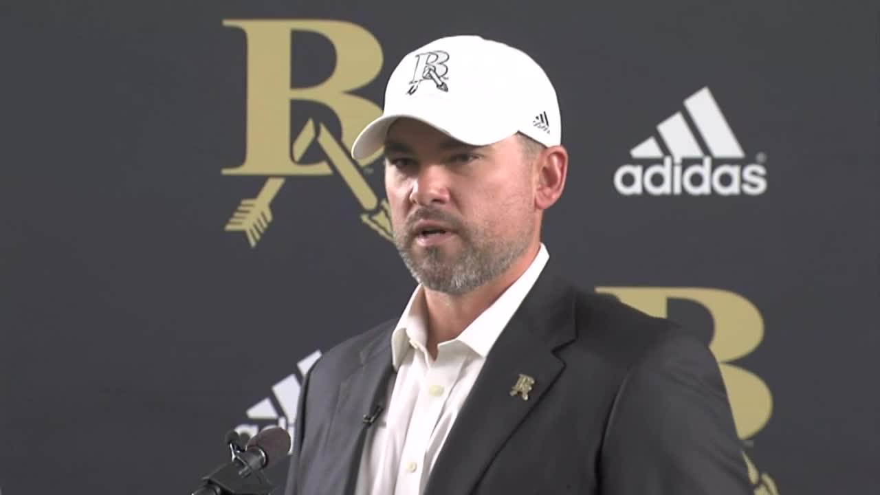 Josh Blankenship, head coach Broken Arrow Tigers