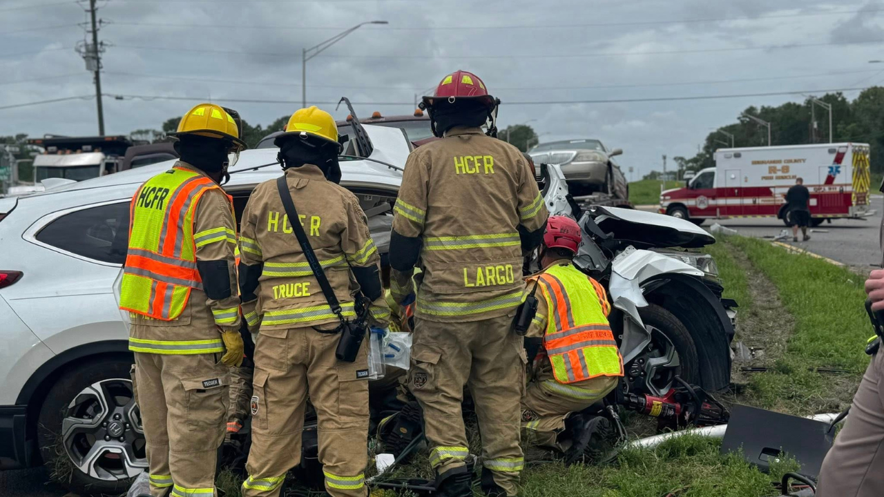  Eastbound lanes of Cortez Boulevard closed for helicopter landing zone after crash: HCFR