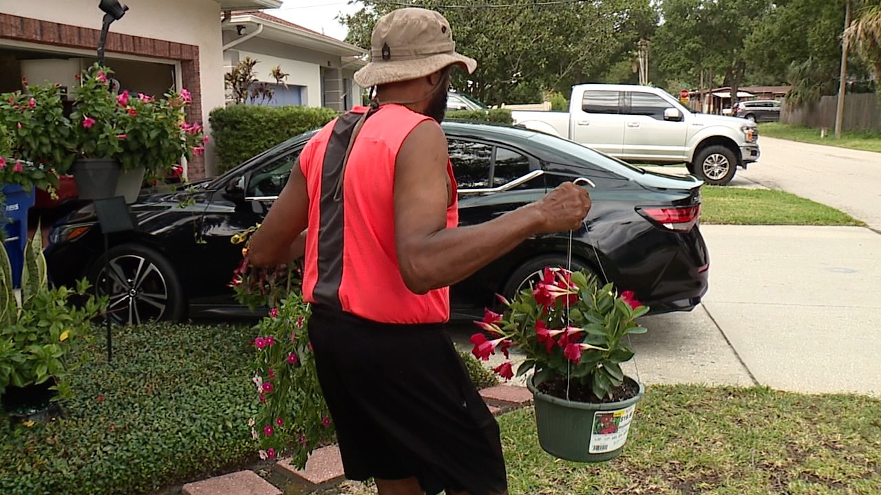 Hillsborough residents prep for Tropical Storm Nicole