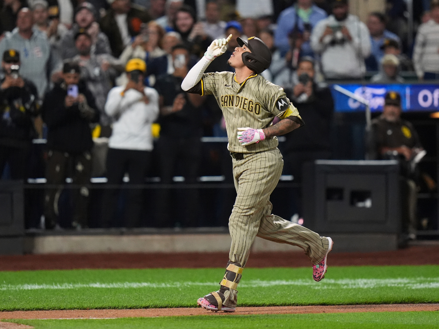 manny_machado_slam_091725_ap.png
