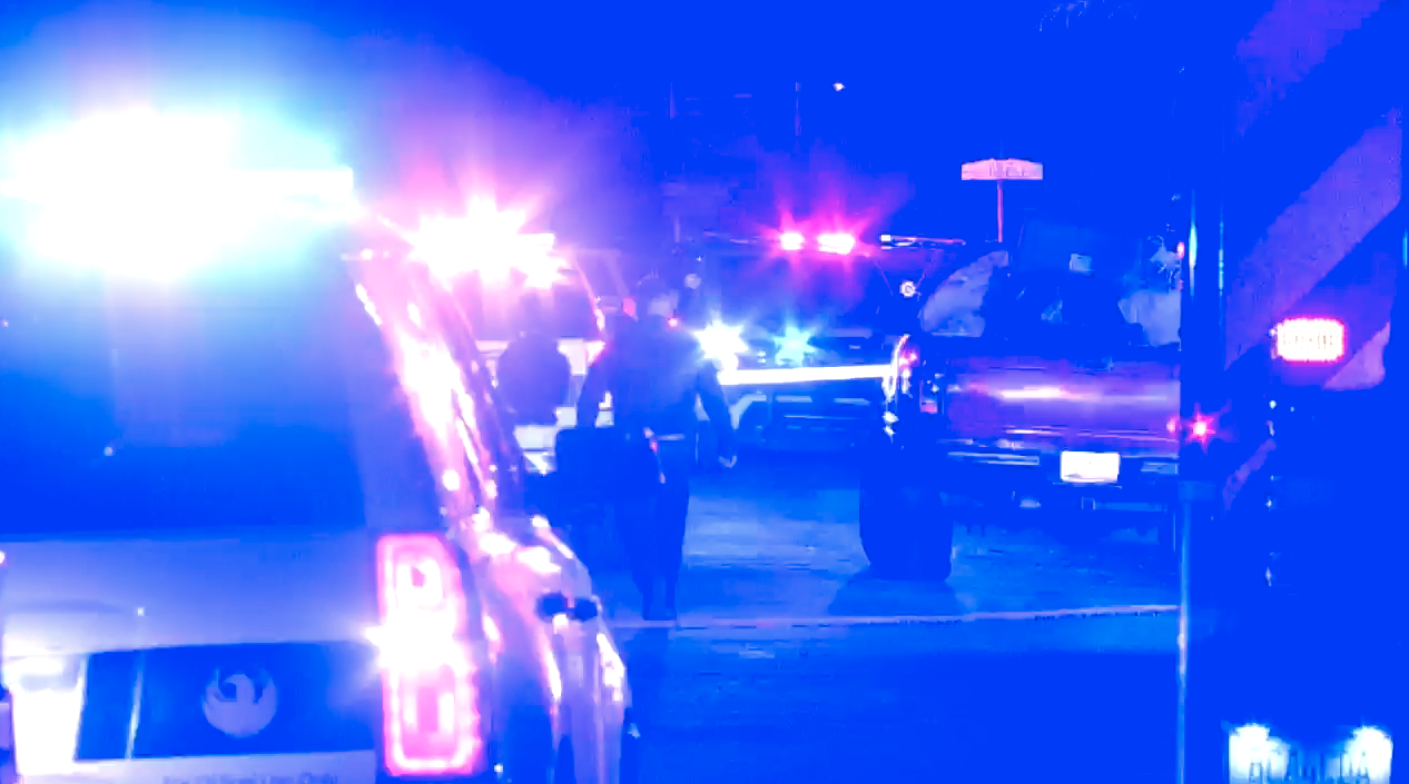 2041 N 39th Dr GSW x2