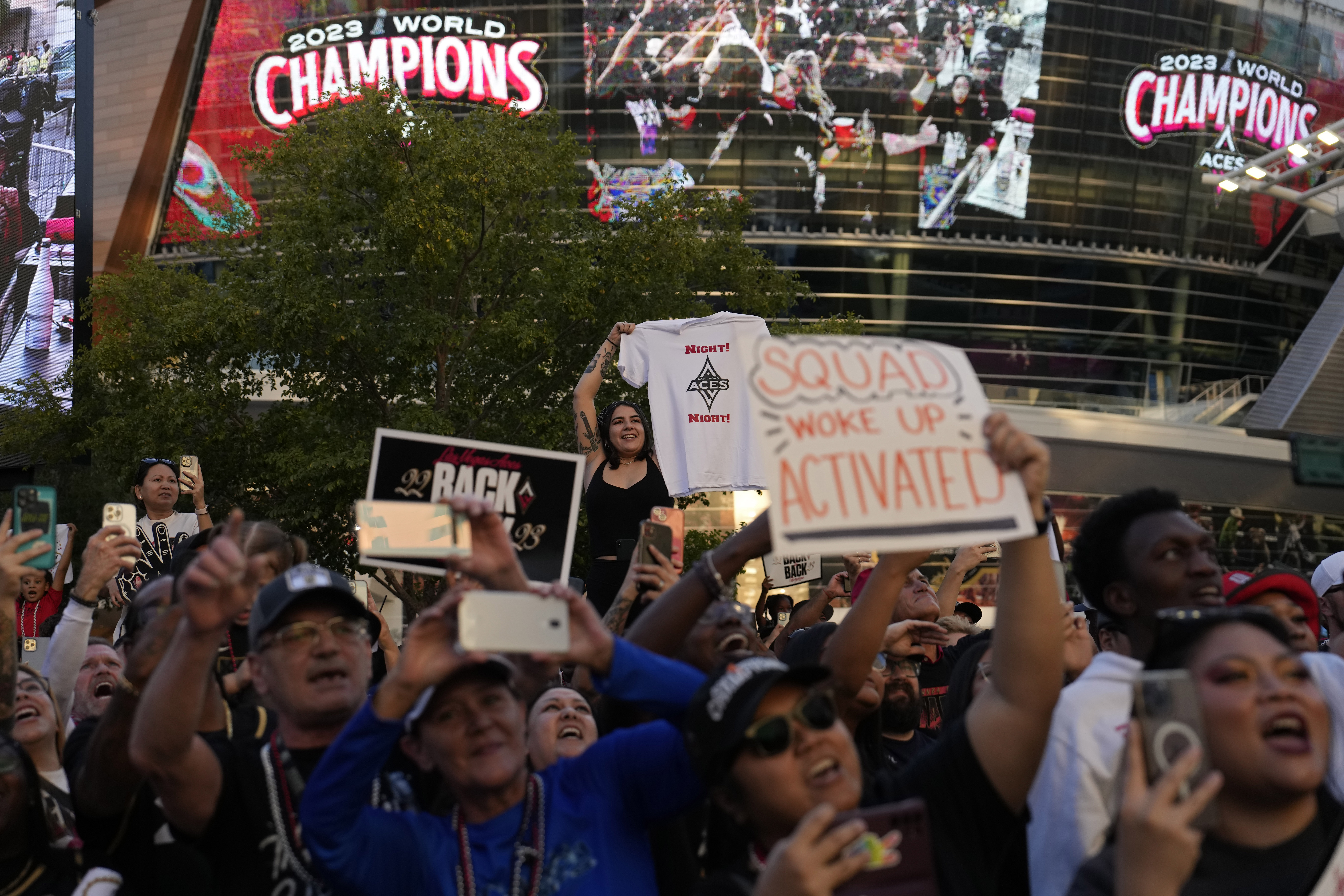 Las Vegas Aces parade