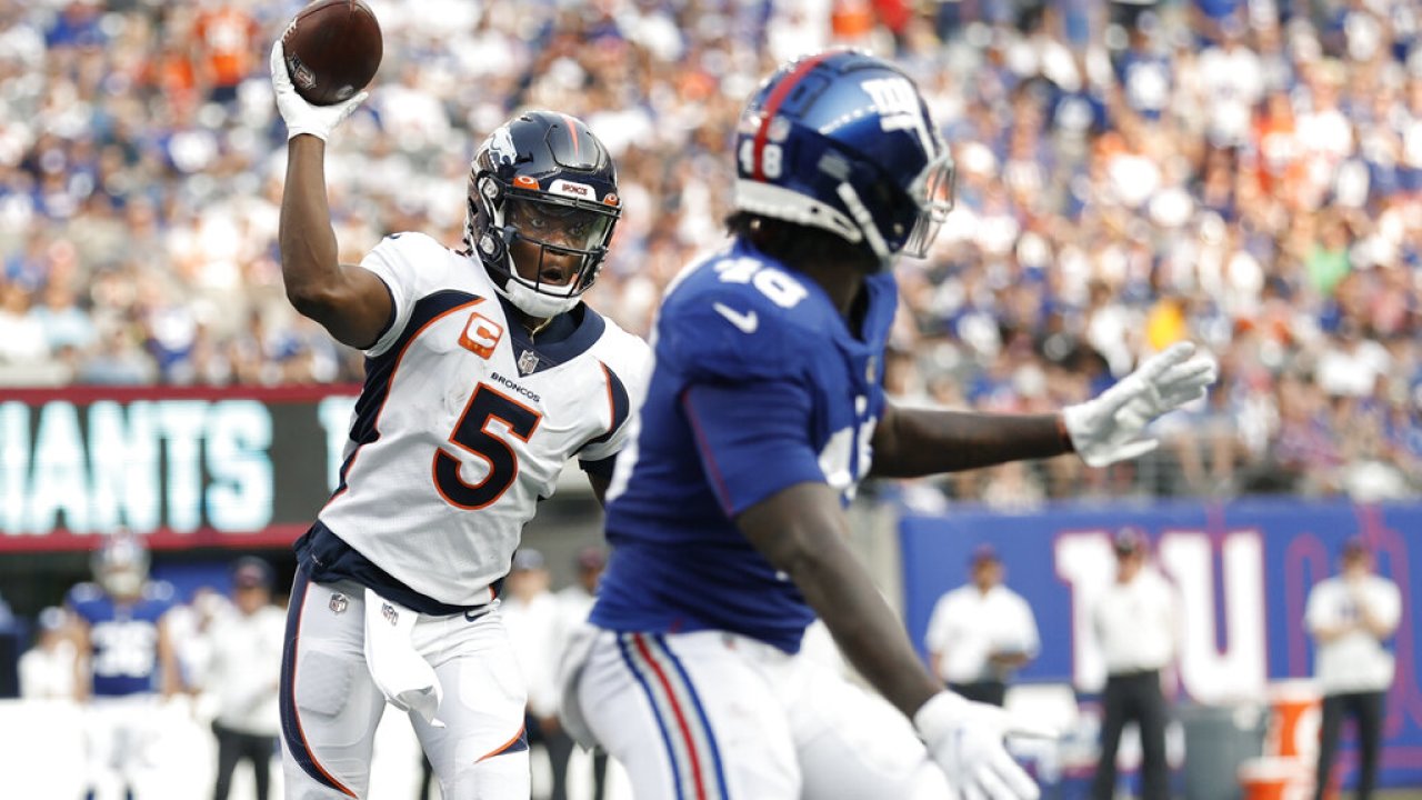Bridgewater throws 2 TDs, Broncos win season opener vs. Giants 27-13