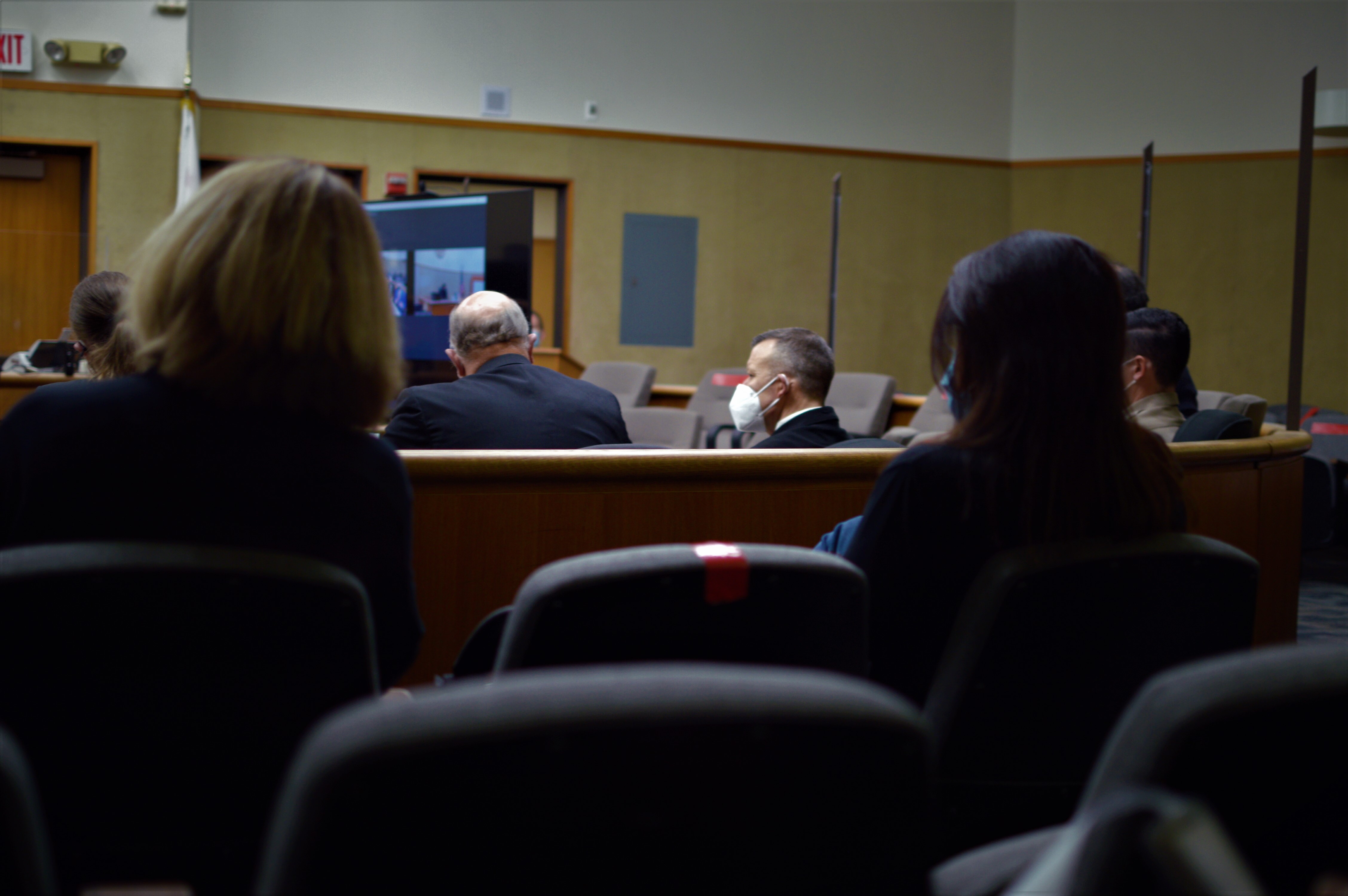 flores 995 hearing dave minsky.jpg