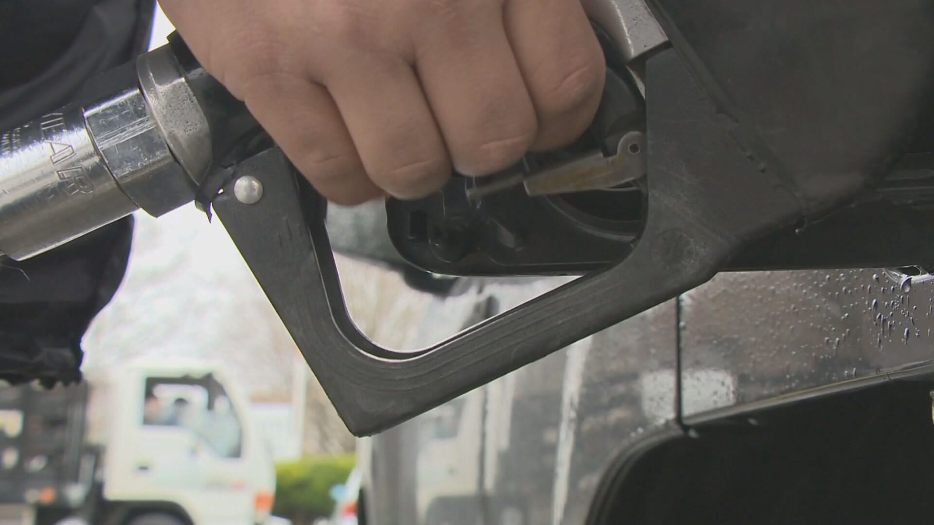 AM JENNIFER CRTV GAS TIPS PKG.transfer_frame_509.jpeg
