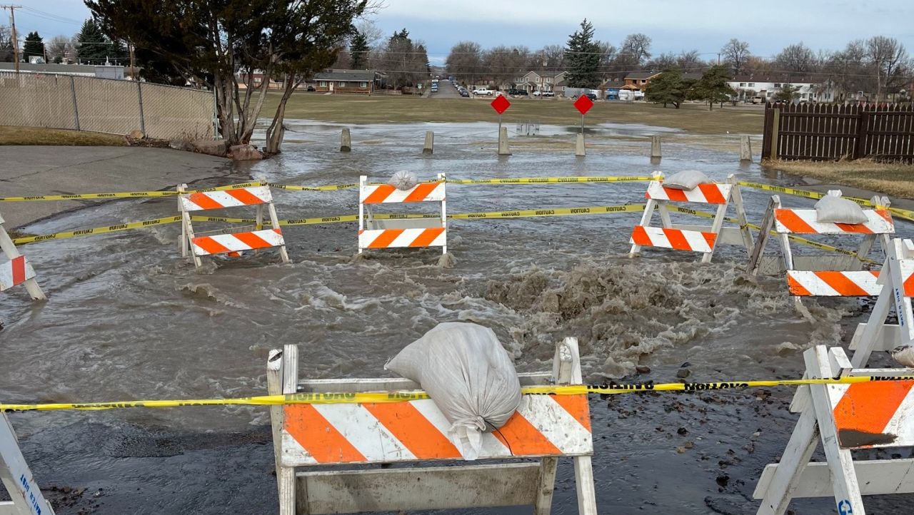 City repairs water main break near Chowen Springs Park