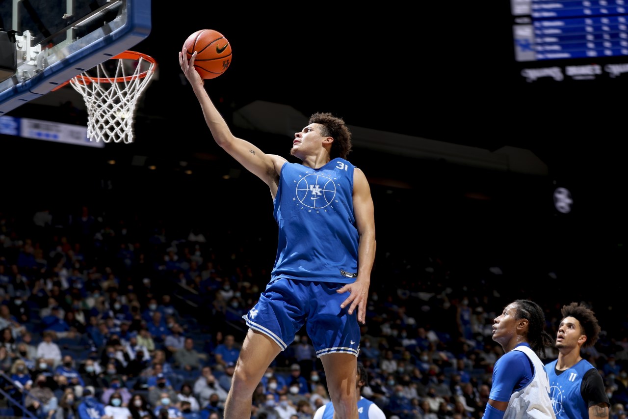 KELLAN GRADY LAYUP.jpg