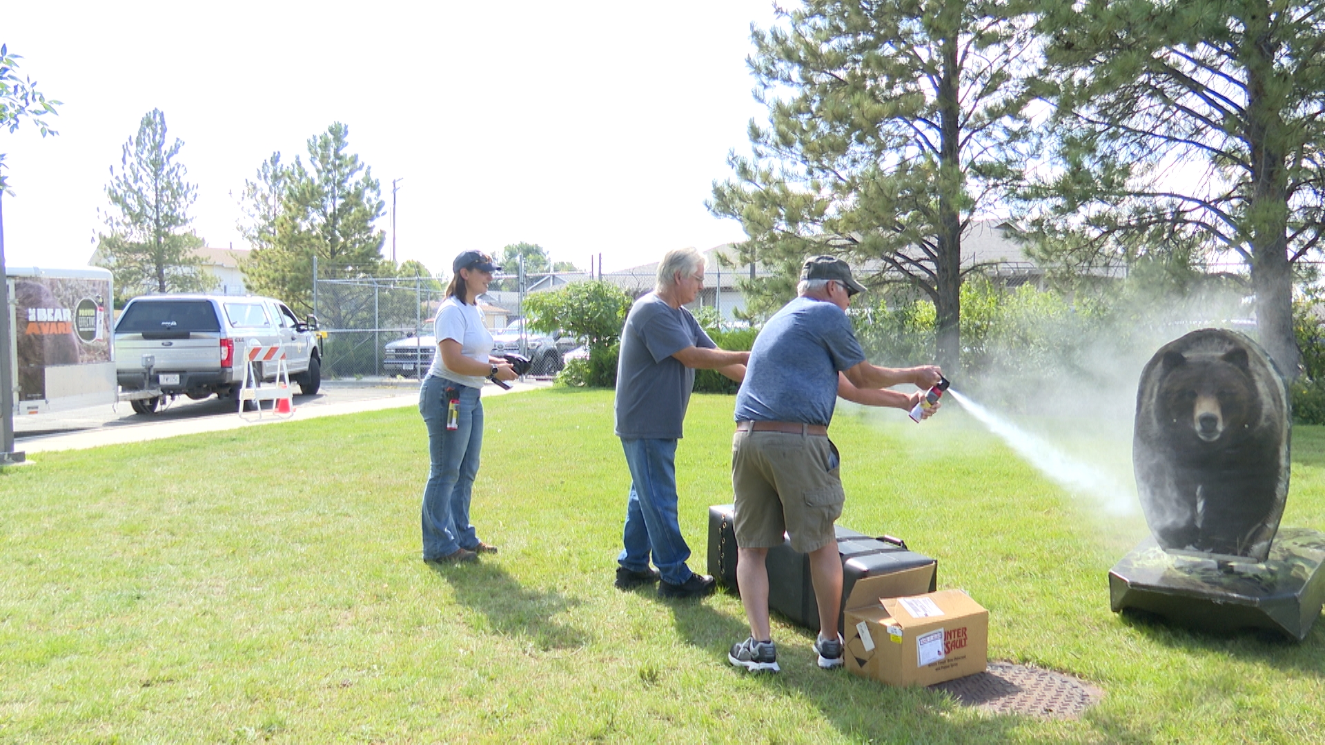 BEAR SPRAY 2_1.2.1.jpg