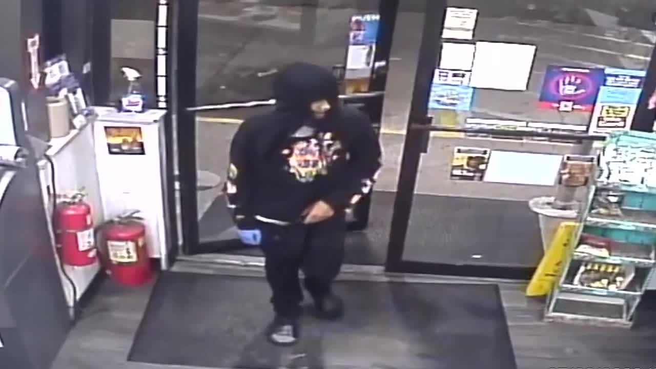 gas station robbery suspect.png