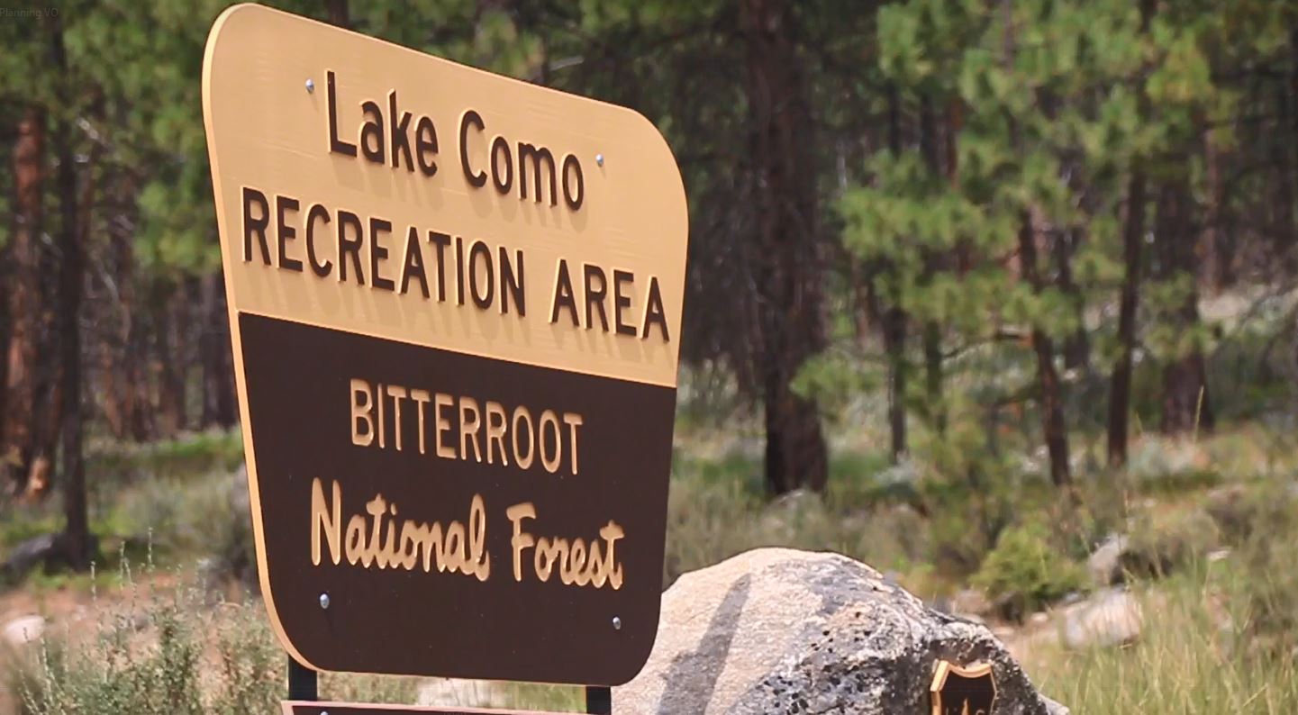 Lake Como Sign