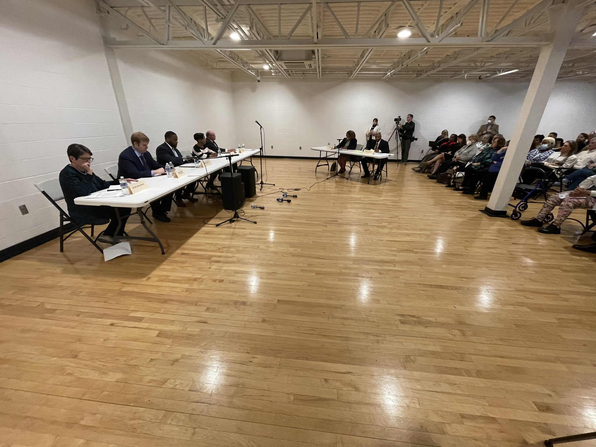 lexington mayor candidate forum.jpg