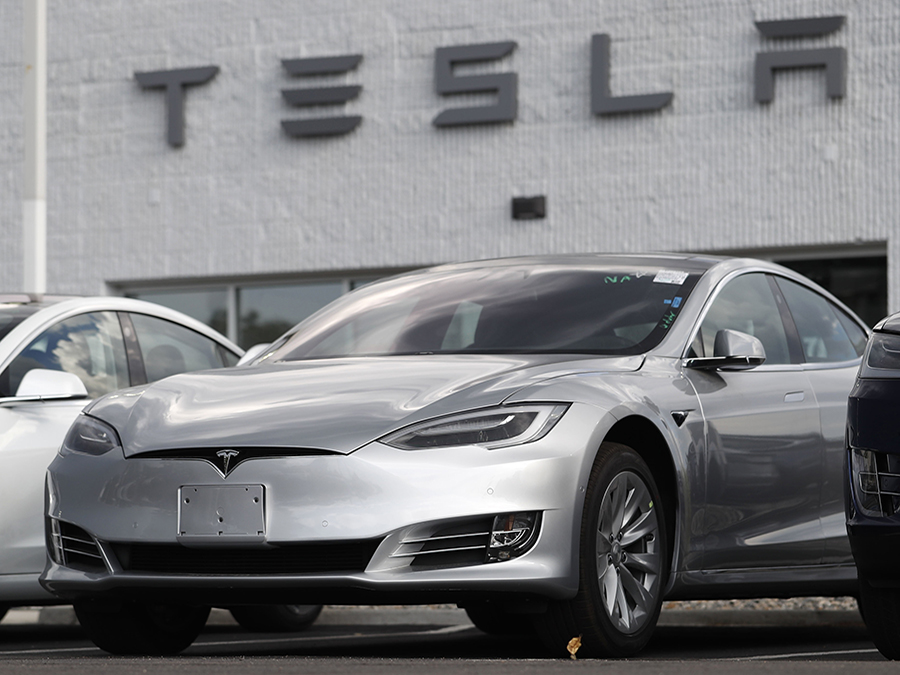 2018 Tesla Model 3,r m