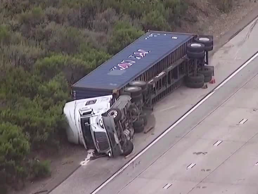 big_rig_crash_i5_sky10_050726.png