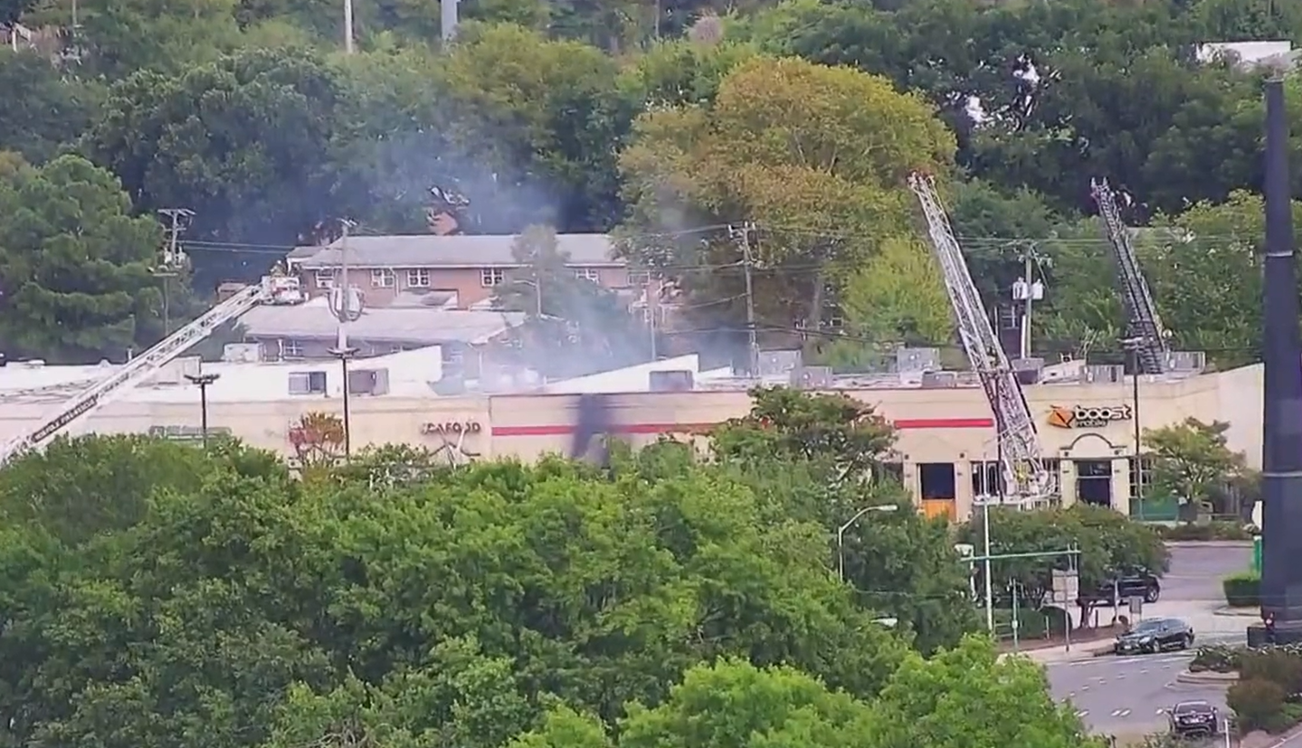 Fire seriously damages Family Dollar in Norfolk shopping center