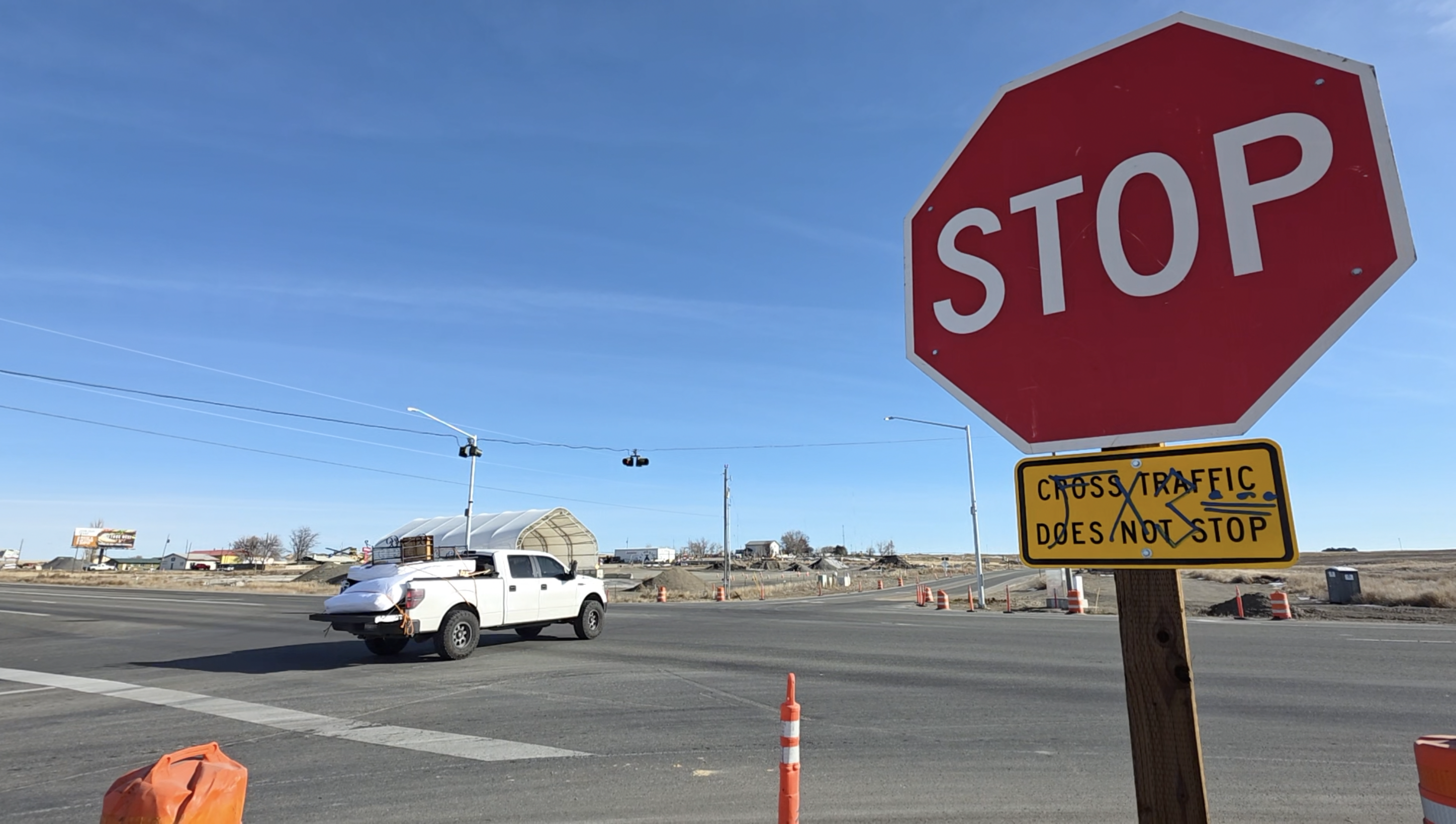 Highway 93 gets new traffic signal after 6 fatal crashes in 10 years