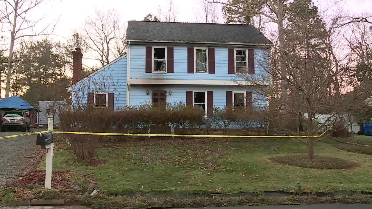 2 people killed in Chesterfield house fire on New Year's Eve
