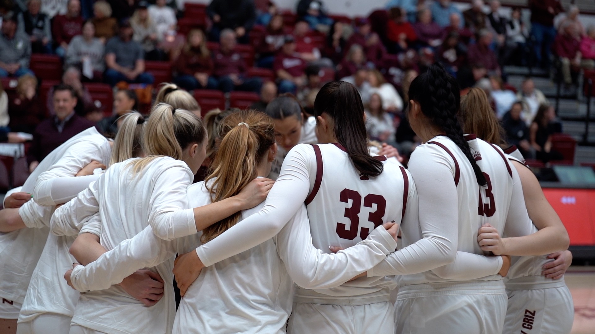 LADY GRIZ.jpg