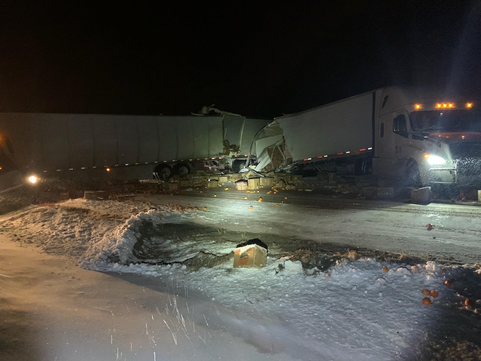 NB I-25 multi-vehicle crash near Pueblo 2-15-23