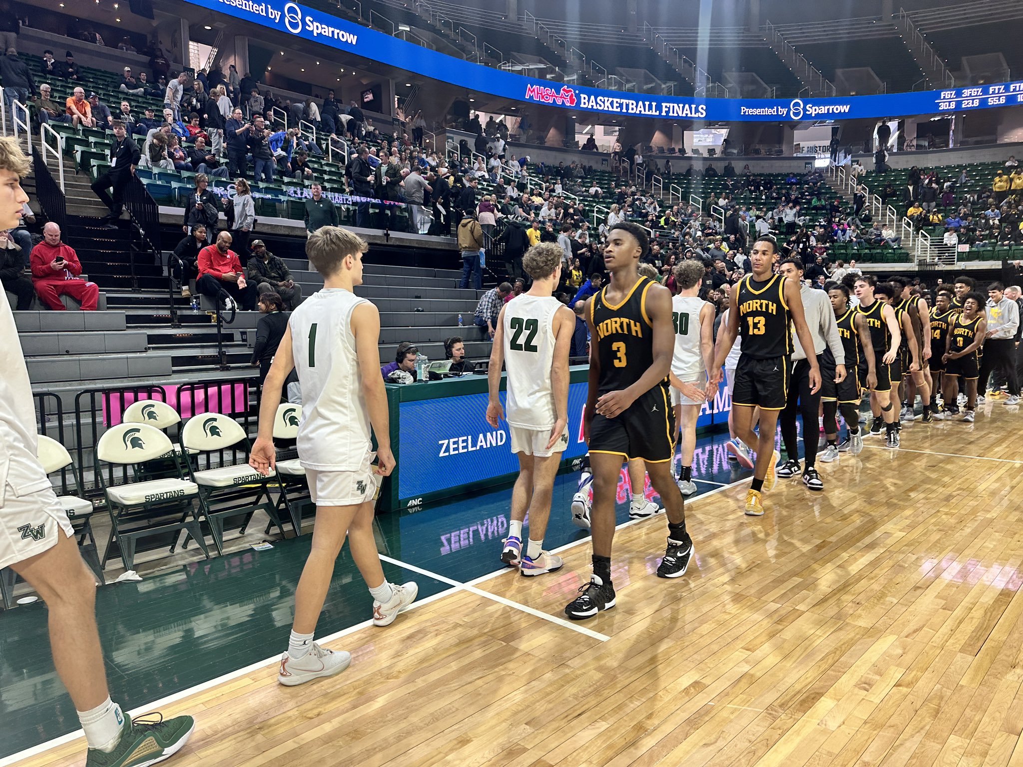 Zeeland West boys basketball state semi finals