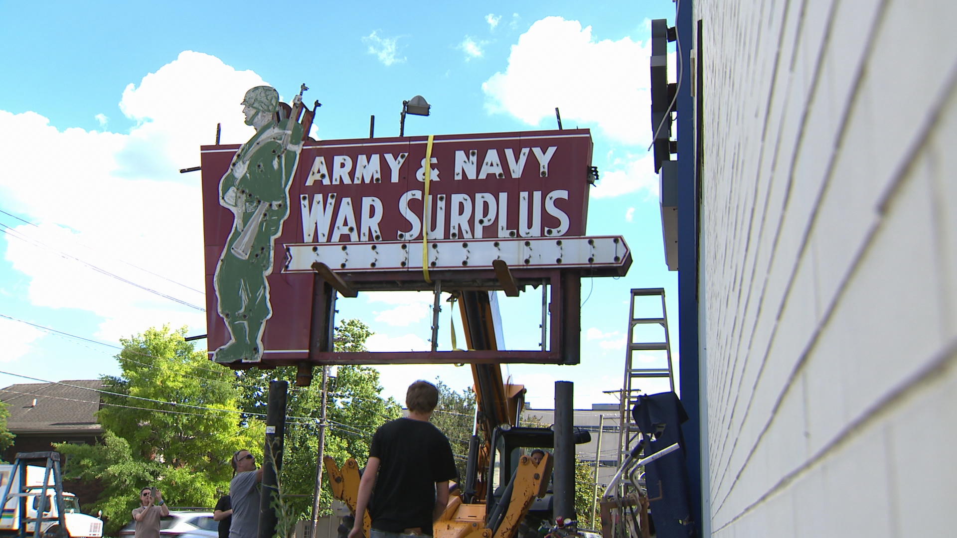 Friedman's sign