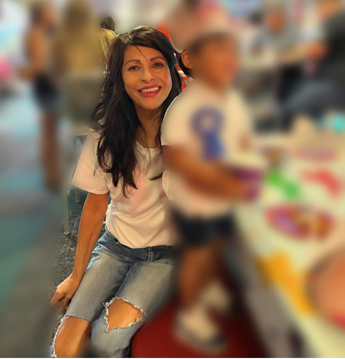 Leonor Enriquez.png