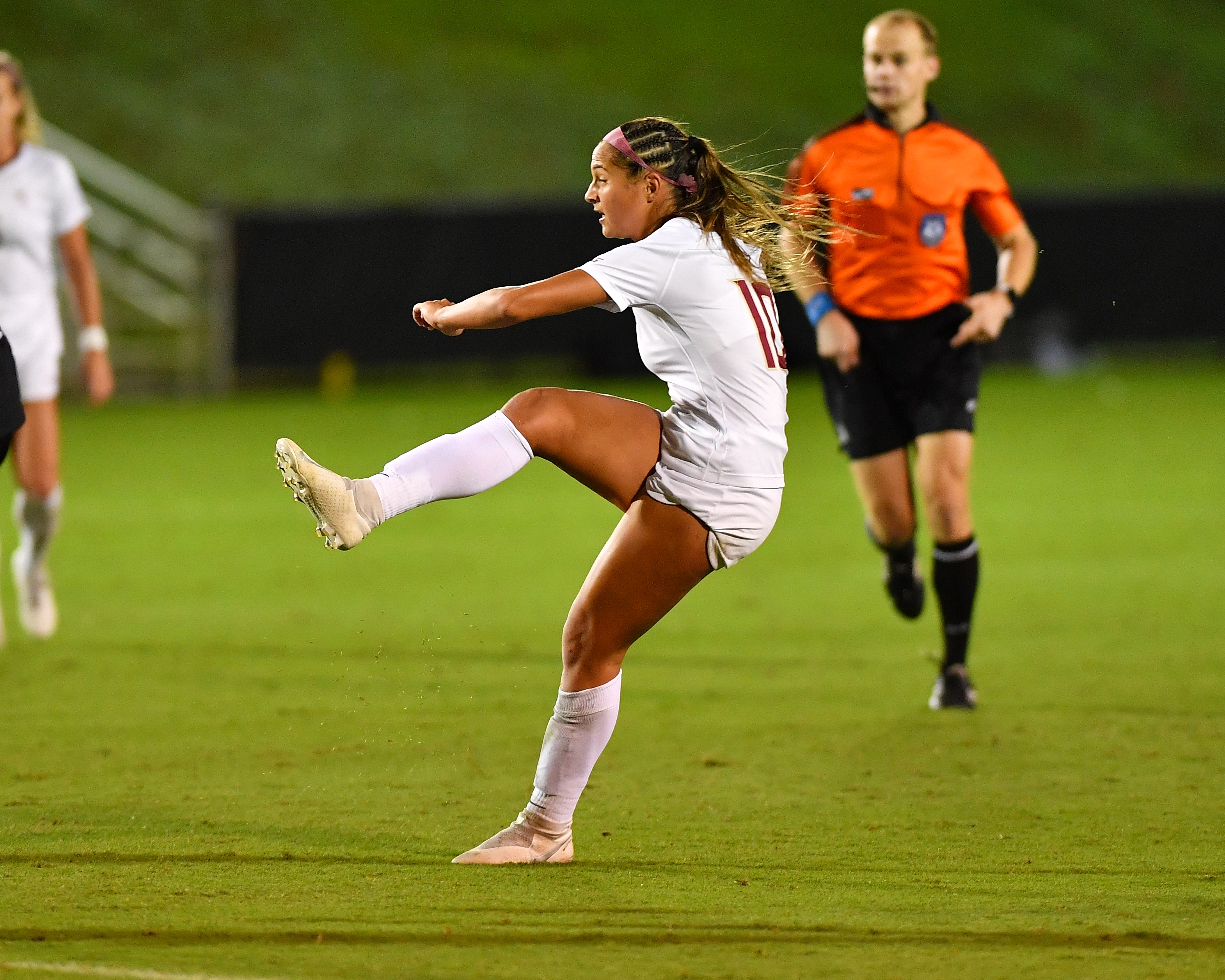 Soccer Takes Care of No. 9 Duke On Senior Day