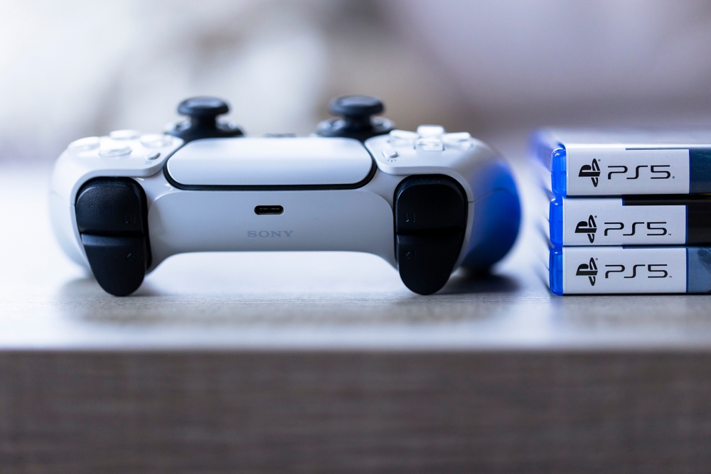 PlayStation controller and games