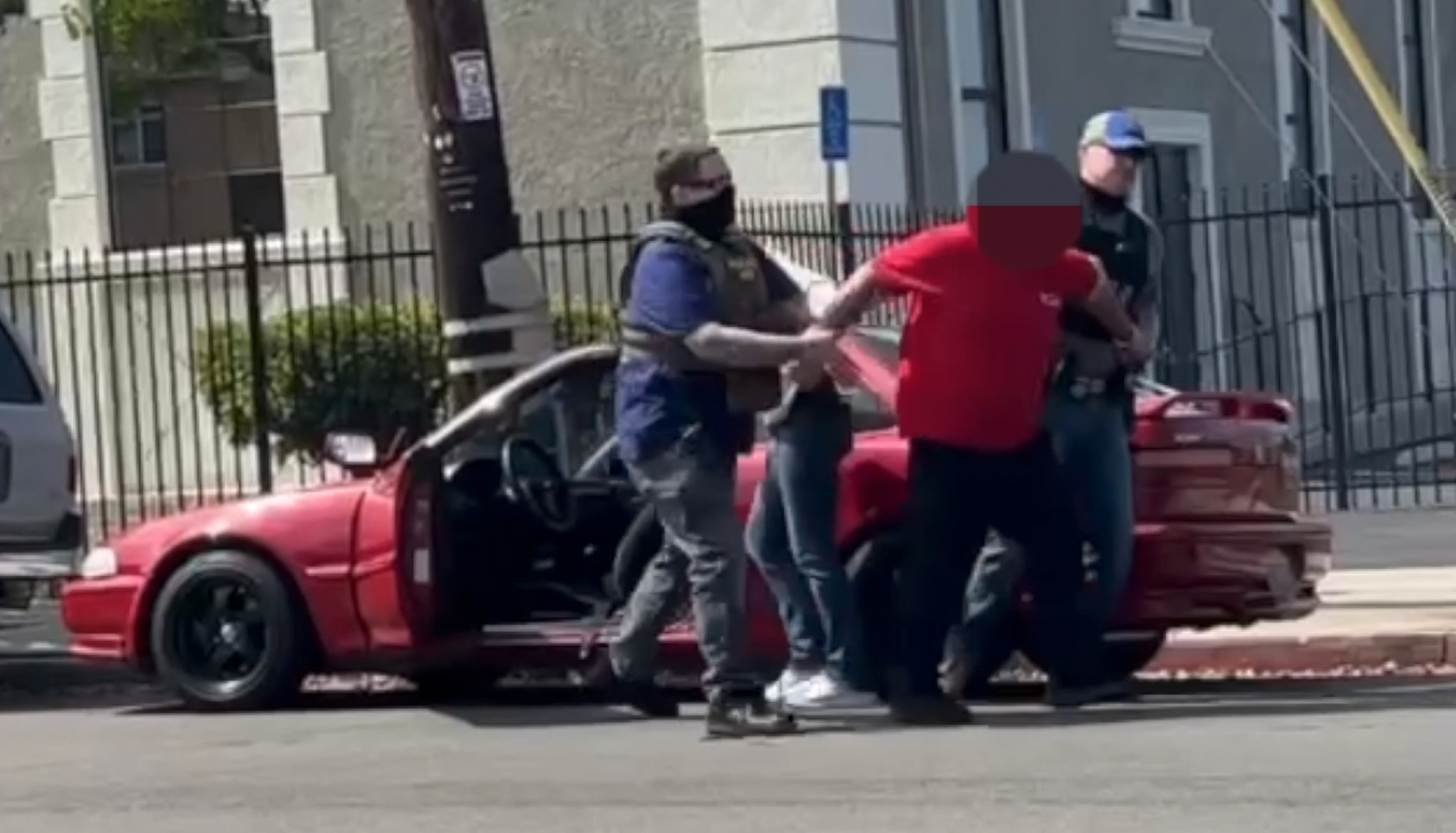 VIDEO: Man detained by ICE while picking up his child from Linda Vista Elementary 