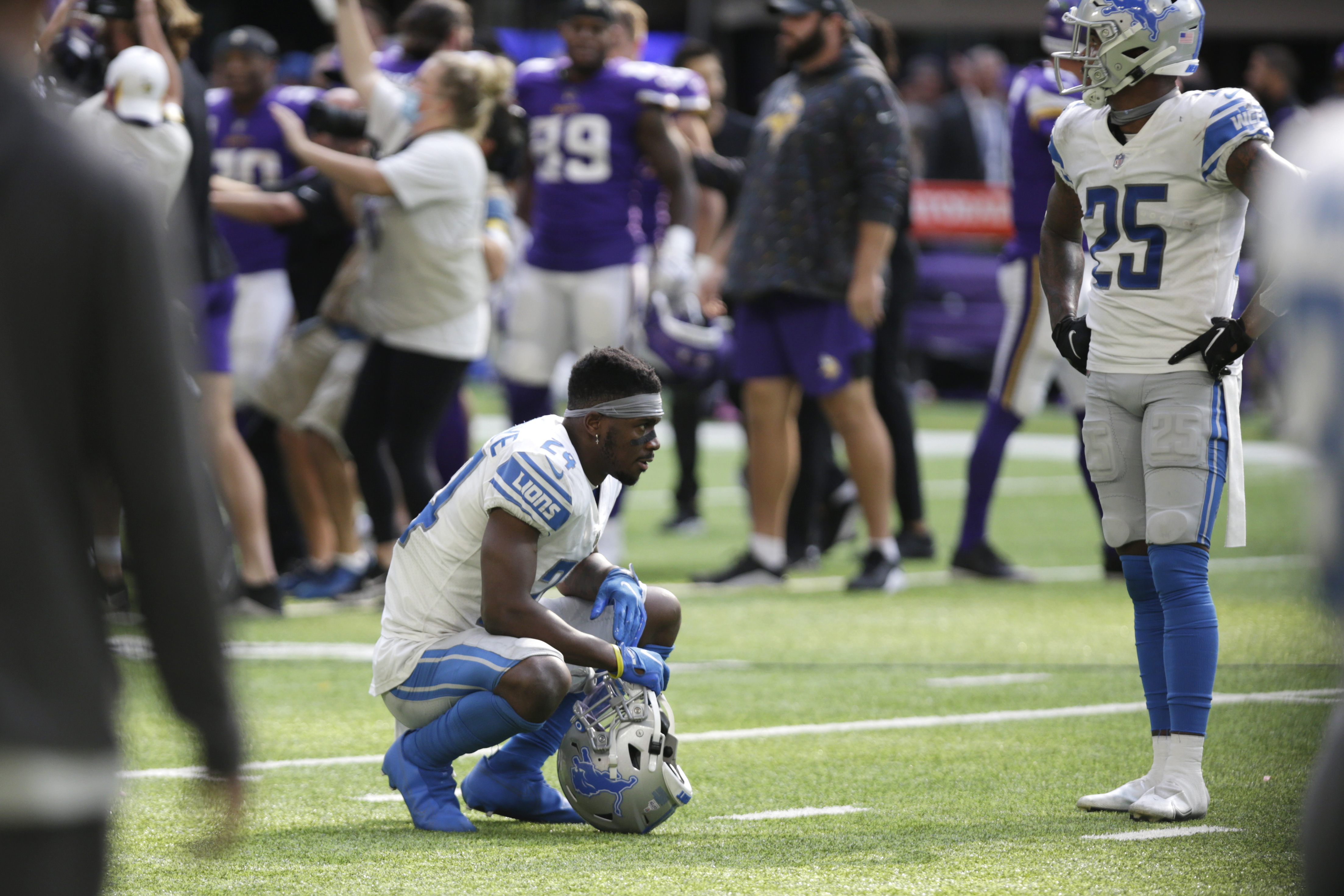 Lions fall to Minnesota