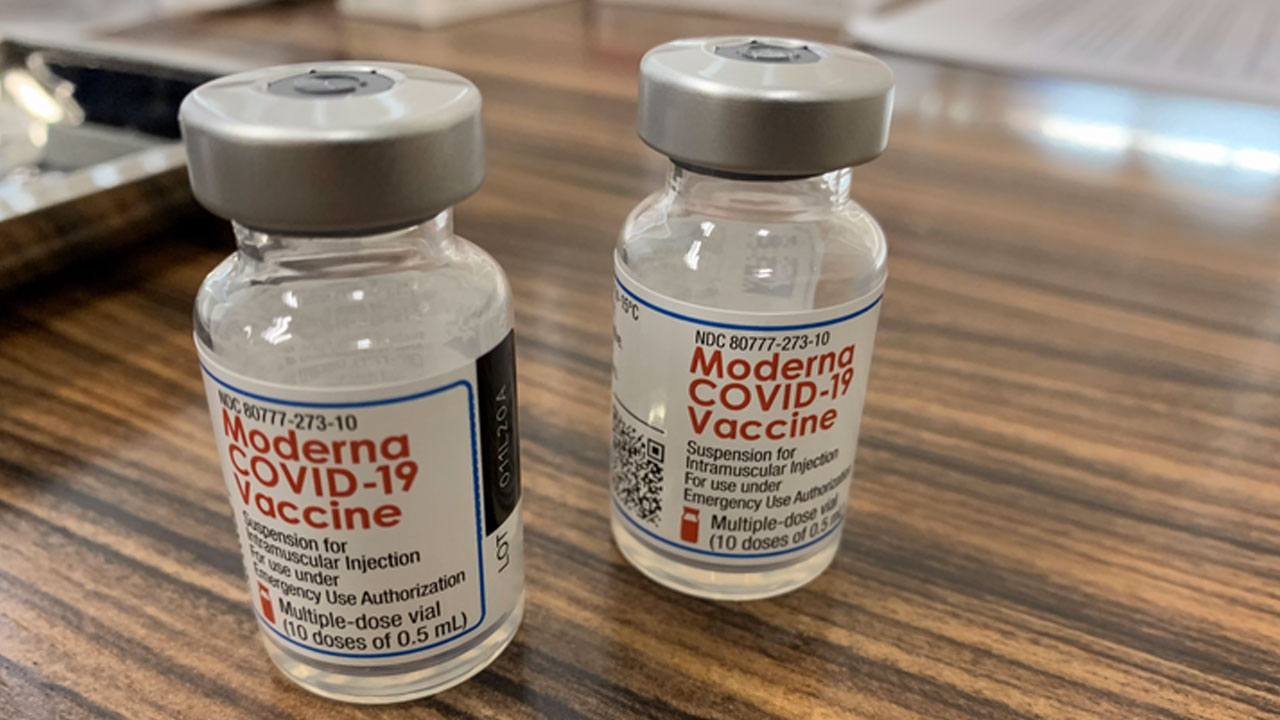 Moderna-COVID-19-vaccine-from-Sarasota-vaccination-event-WTVT-4.jpg