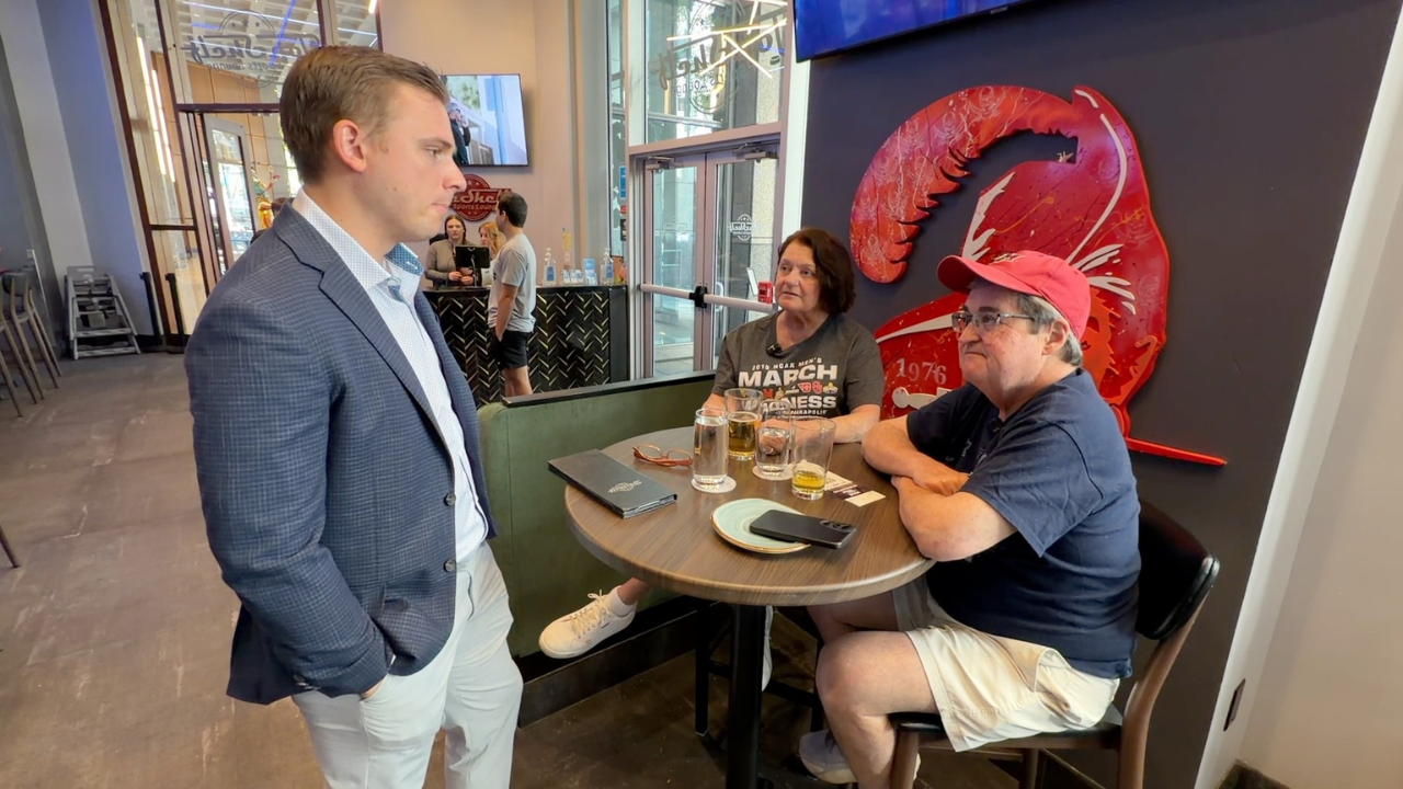 March Madness fans flock to Tampa Bay and bring a massive surge in business to local bars and hotels