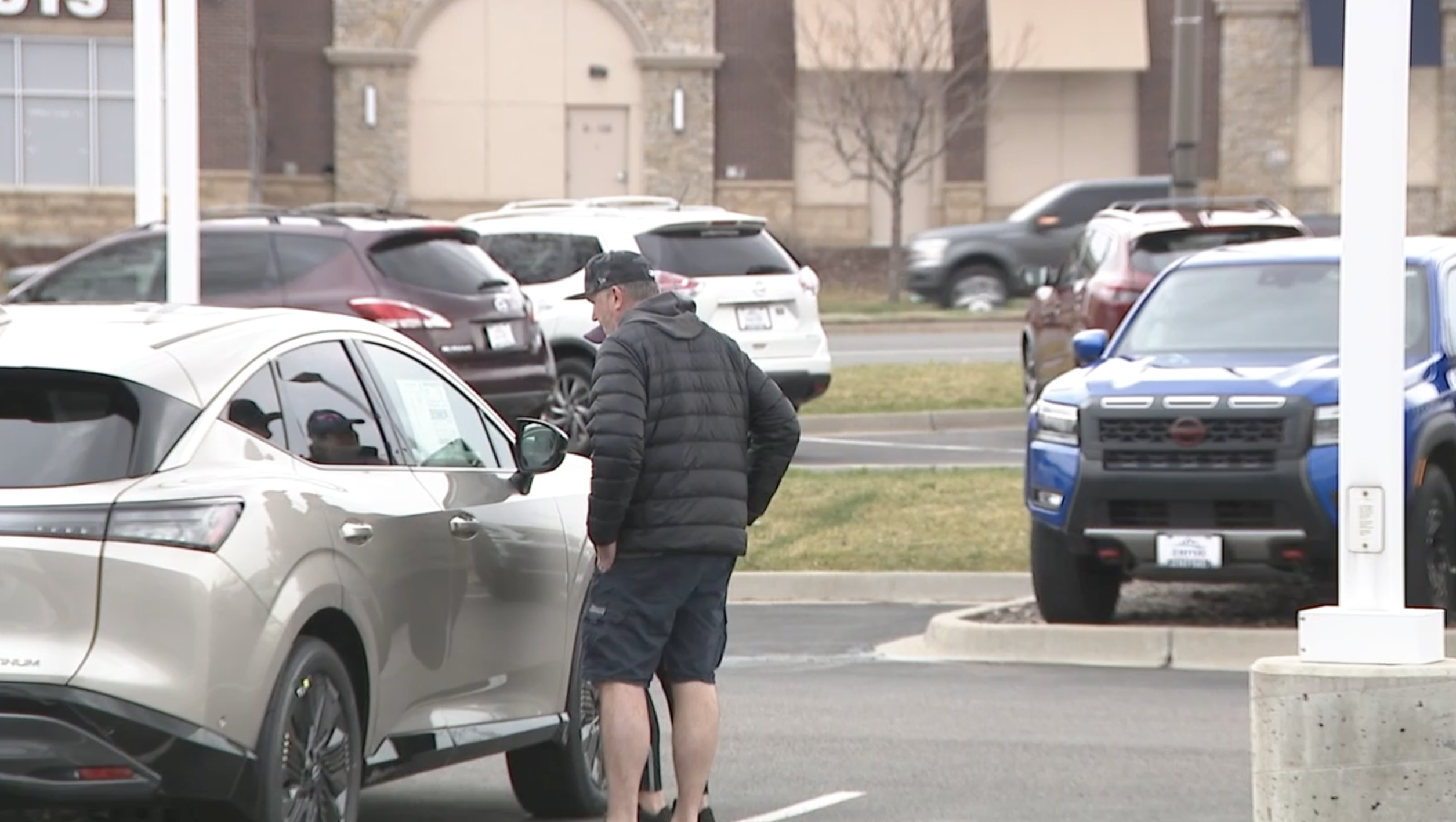 car auto shopping.png