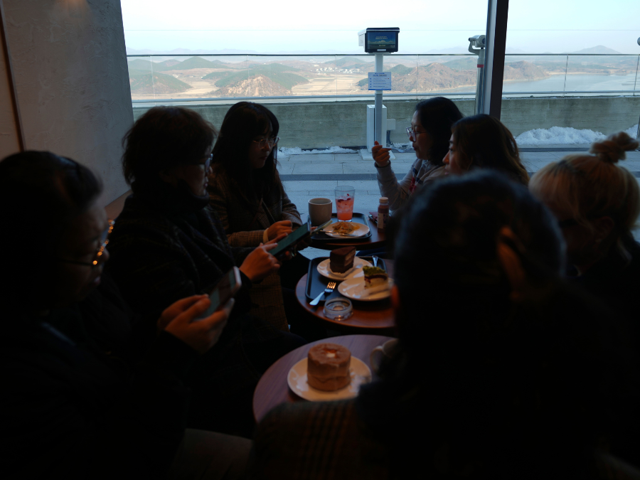 starbucks_north_korea_view2_ap.png