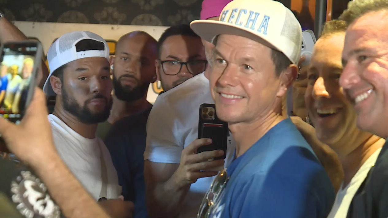 During Friday's fundraiser, Mark Wahlberg urged the public to donate to help victims of the Maui fires. 