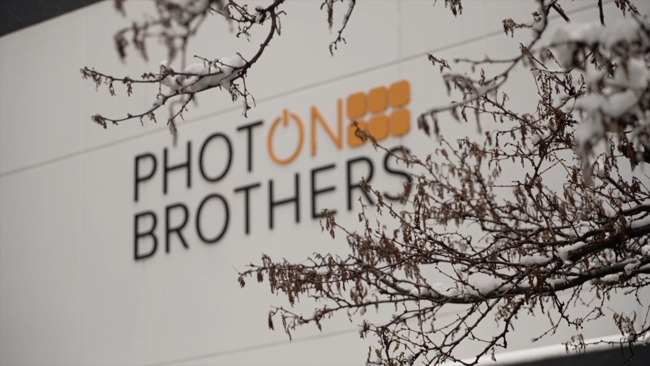photon brothers logo.jpg