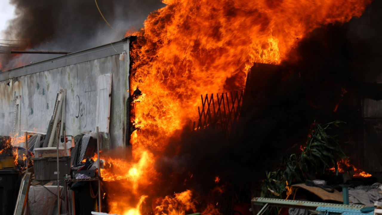 2-alarm commercial structure fire closes stretch of south 50th street in Tampa: HCFR