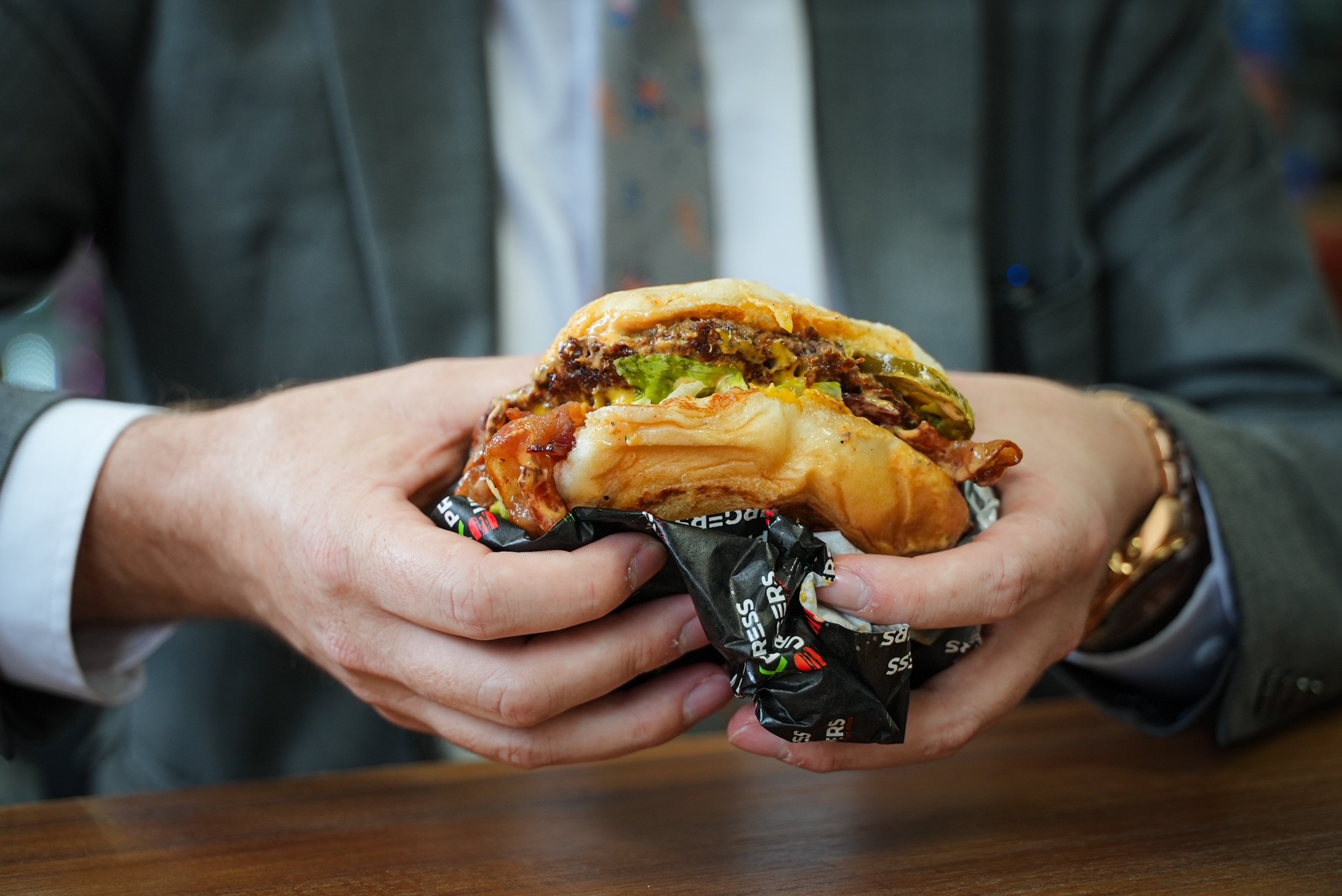 kitchen cops xpress burger.jpg