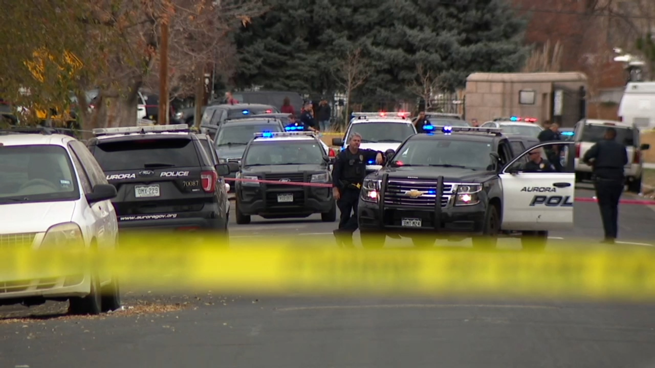Aurora leaders discuss solutions to curb youth violence  